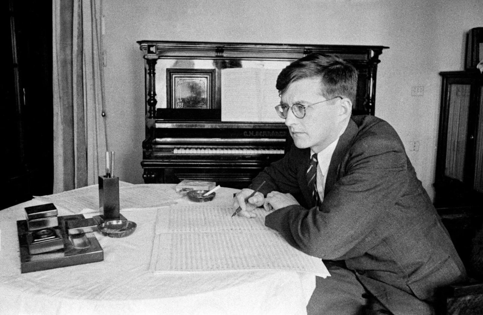 Dmitri Shostakovich, portrait (1940)