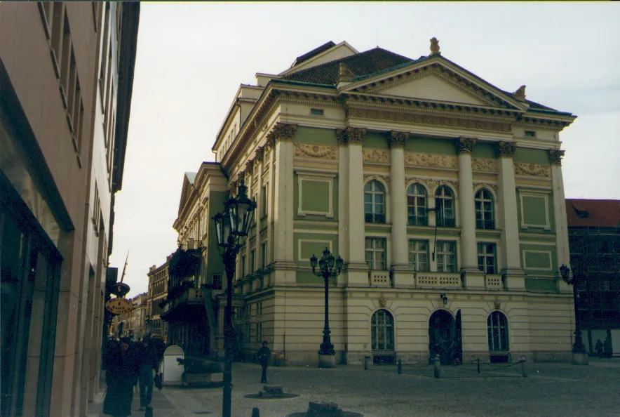 Estates Theatre in Prague exterior