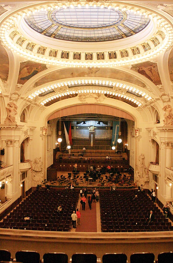 Smetana Hall, Prague